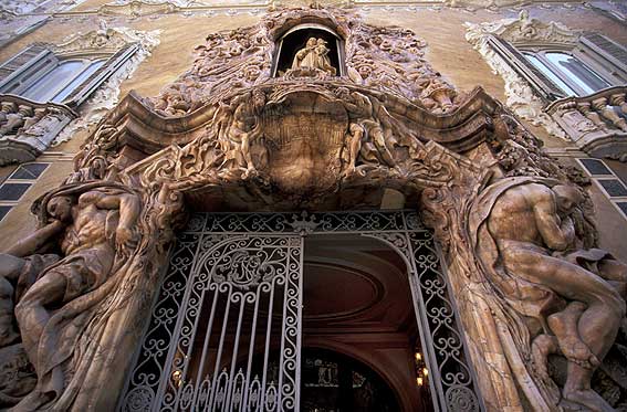 Palacio de dos Aguas de Valencia Turismo