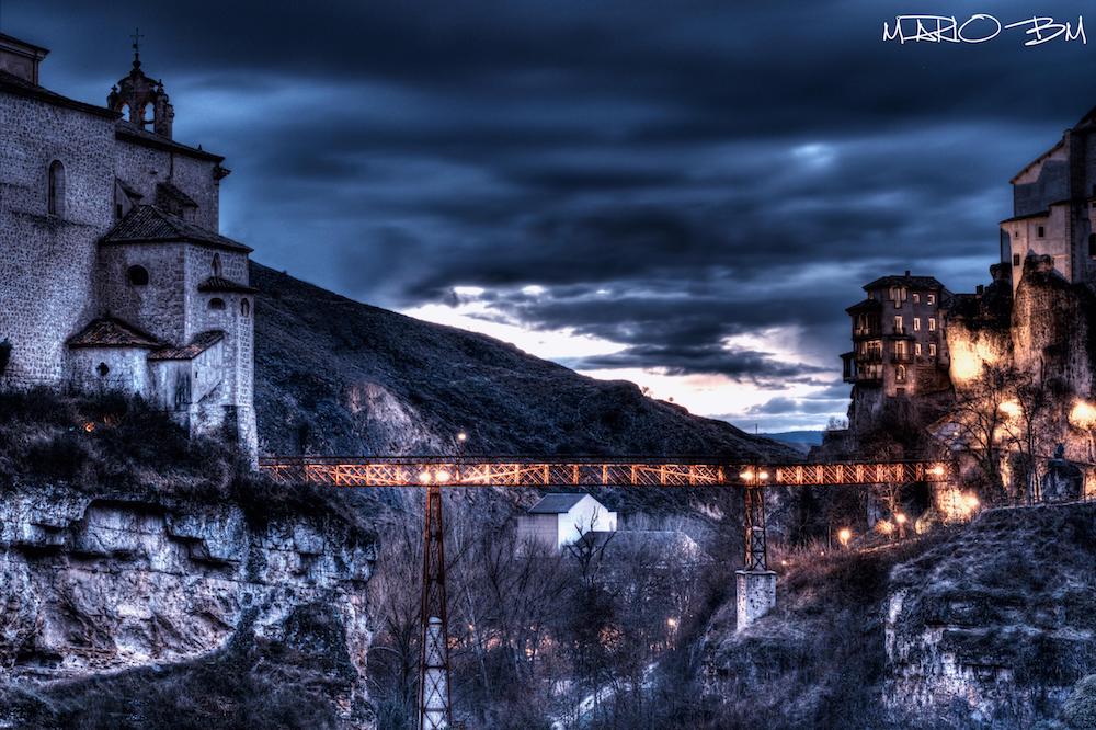 Puente San Pablo azul Cuenca