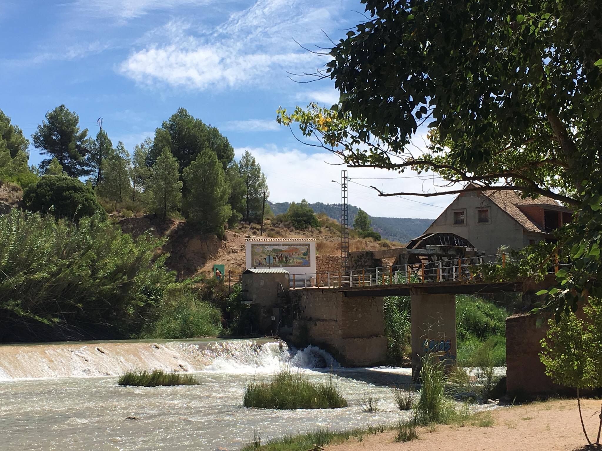 Casas del Rio, una pequeña aldea del municipio de Requena