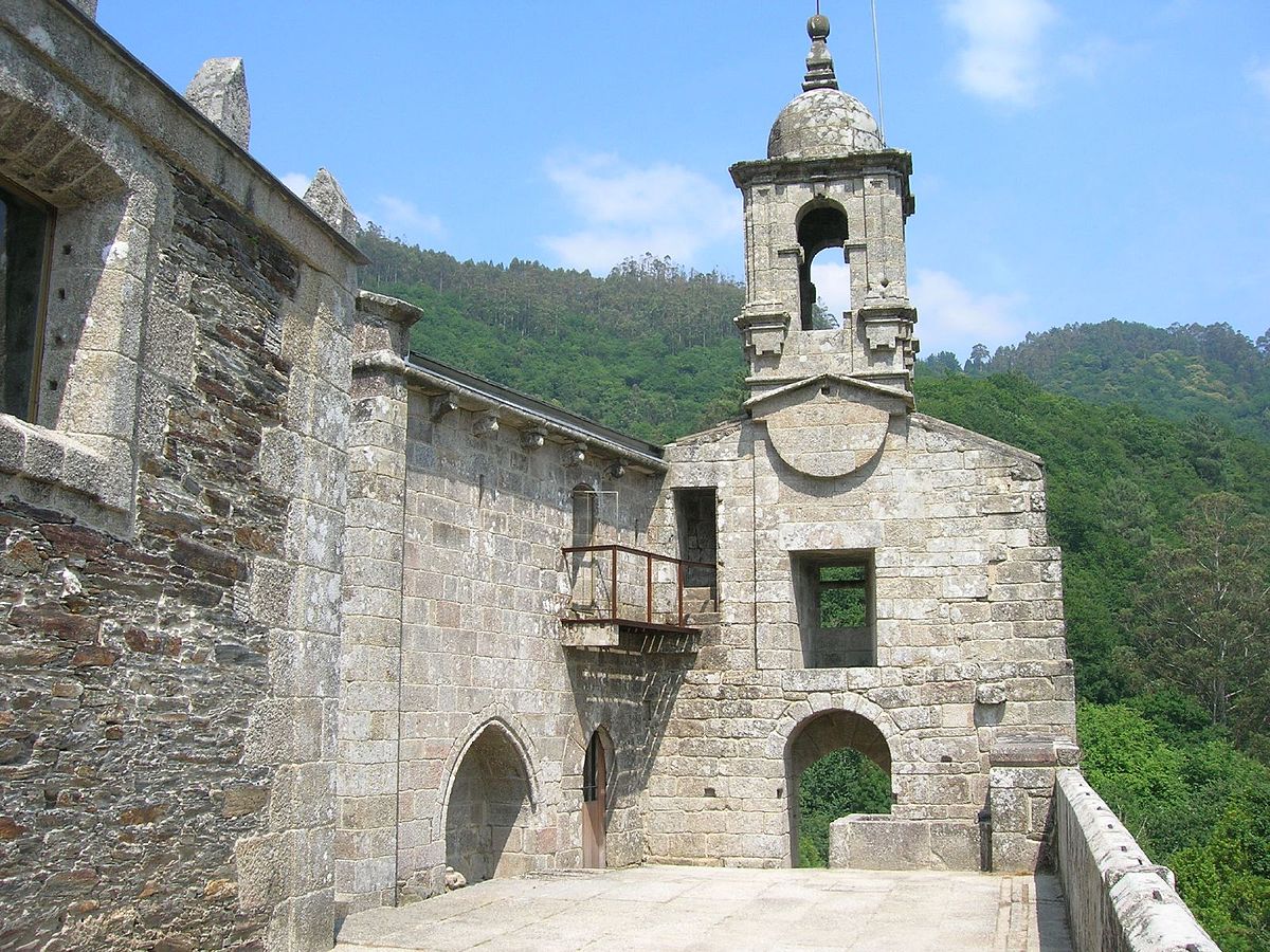 Monasterios de Caaveiro en A coruña